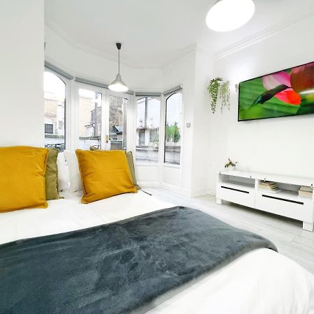 Luxurious Terrace 2 Bedrooms In Relaxing Covent Garden Apartment ลอนดอน ภายนอก รูปภาพ