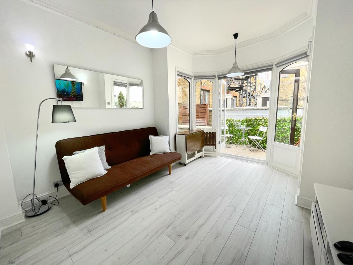 Luxurious Terrace 2 Bedrooms In Relaxing Covent Garden Apartment ลอนดอน ภายนอก รูปภาพ